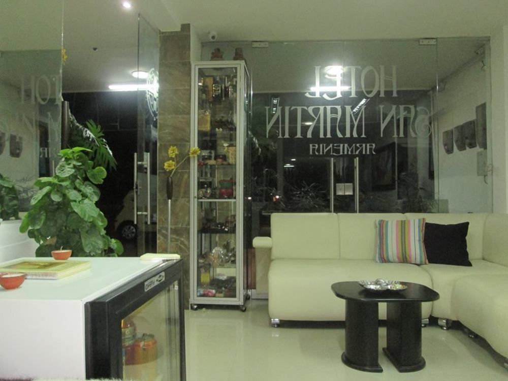 Hotel San Martin Армения Екстериор снимка